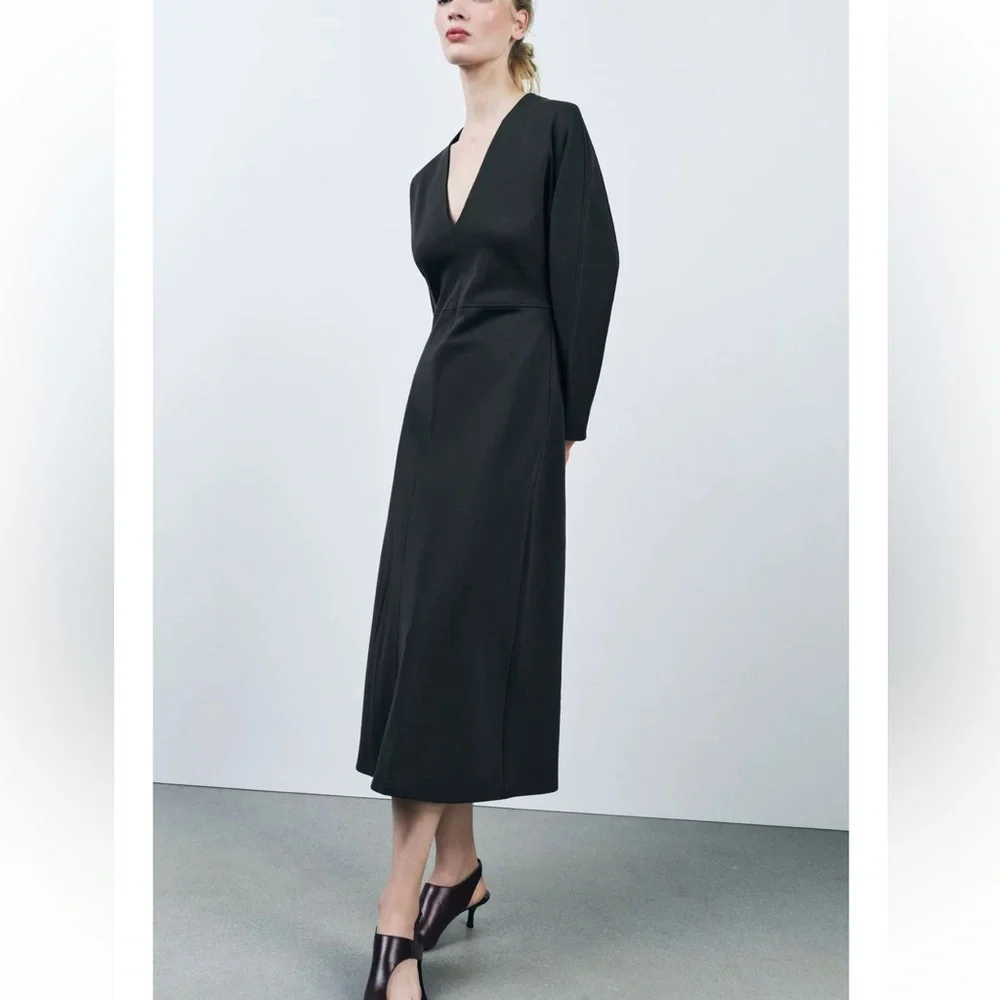 Zara Elegant Burgundy V-Neck Dress - Picture 7 of 13